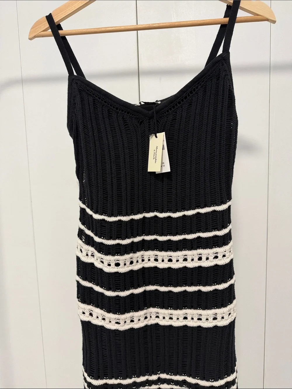 Abercrombie & Fitch Black and White Striped Maxi Dress. Cotton. - Picture 3 of 11